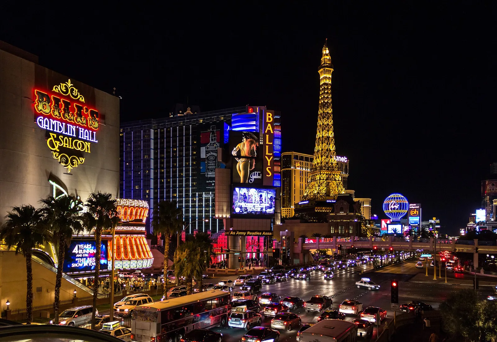 Sedona vs Las Vegas: The Cooler, Active Summer Trip