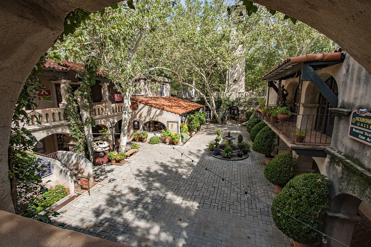 Spanish-colonial courtyard and arches at Tlaquepaque village in Sedona