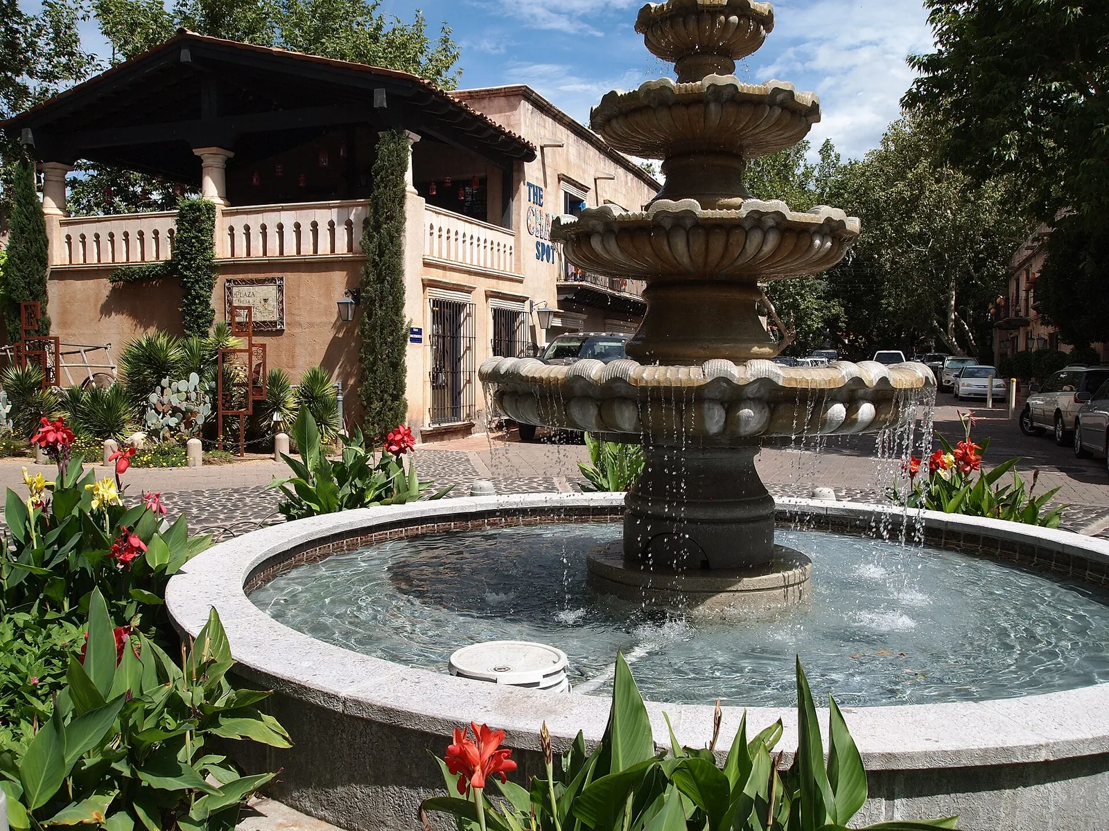 Tlaquepaque Festival of Lights: Sedona's Holiday Tradition