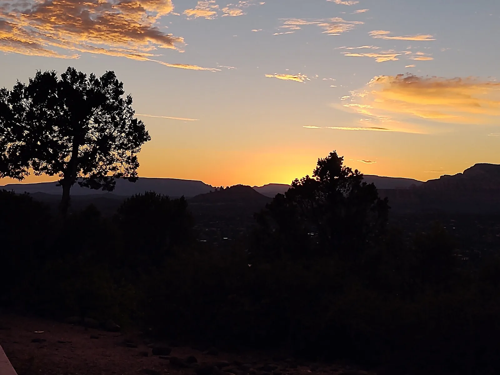Sedona in May: Warm Days, Long Light & Beat-the-Rush Value