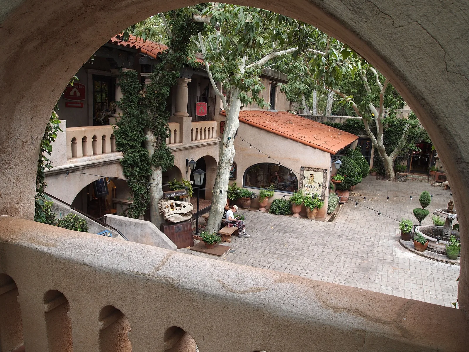 Tlaquepaque Arts & Shopping Village, Sedona Guide
