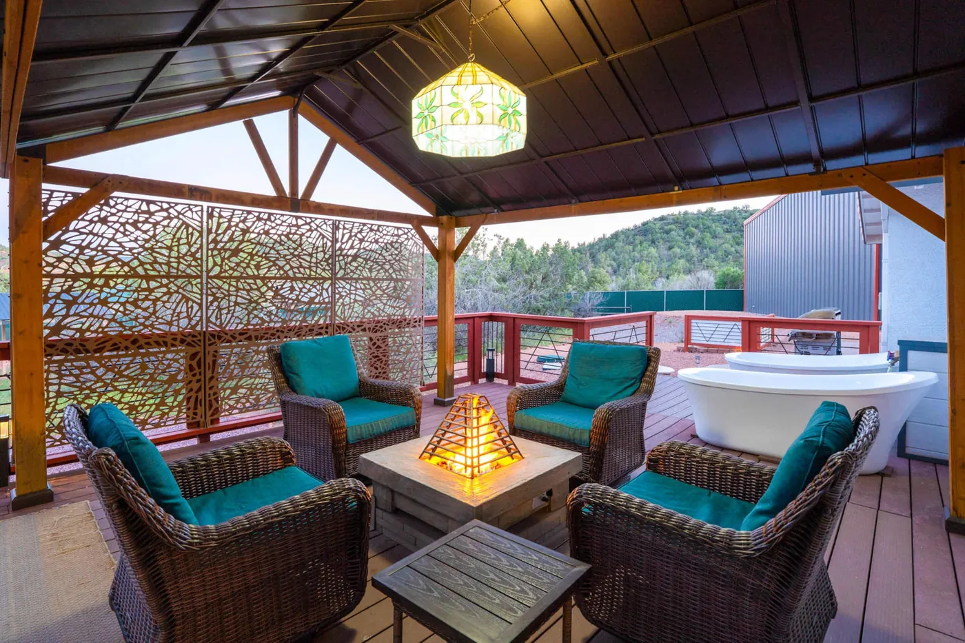Outdoor fire pit and seating