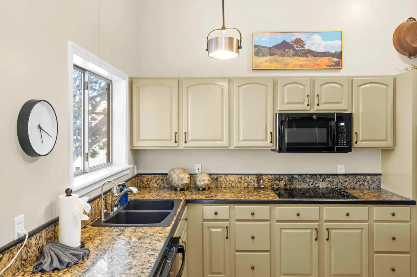 Full kitchen with counter space and appliances